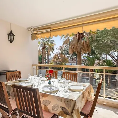 Apartament Vue Piscine, Proche