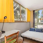 Vue Piscine, Proche Vallauris